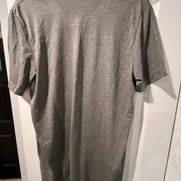 ~Dog Mom~ T-Shirt - Large - Picture 3 of 4